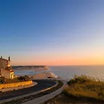 Sunset Sea Views, Silver Coast アパート