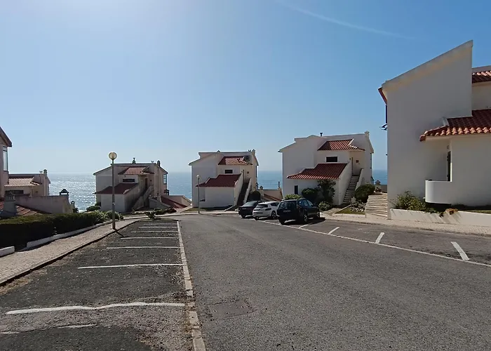 Sunset Sea Views Apartment *