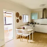 شقة Sunset Sea Views