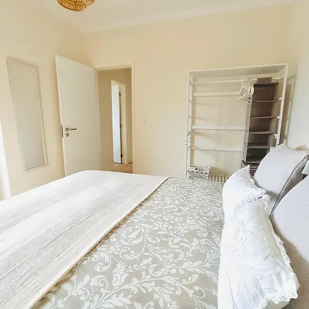 דירה Sunset Sea Views