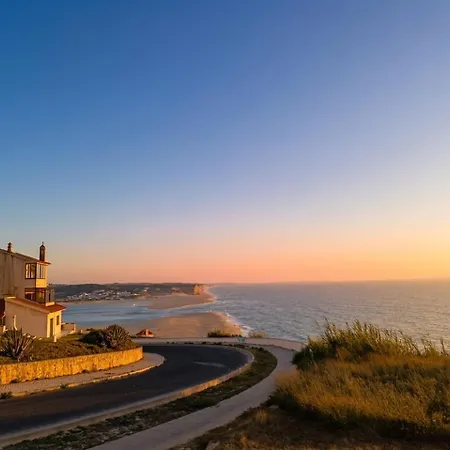 Sunset Sea Views, Silver Coast Apartamento